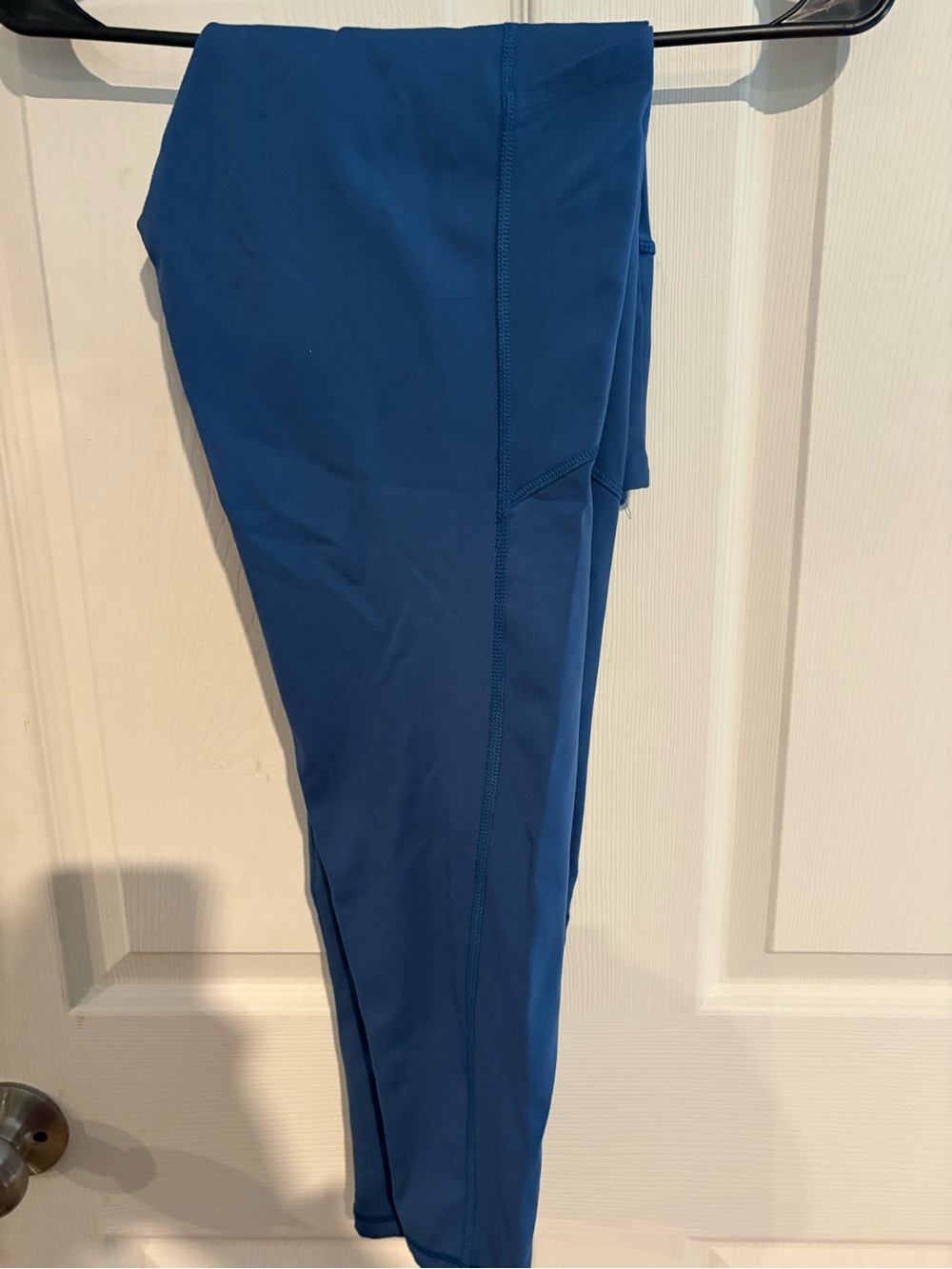 American Eagle Navy Pocket Leggings